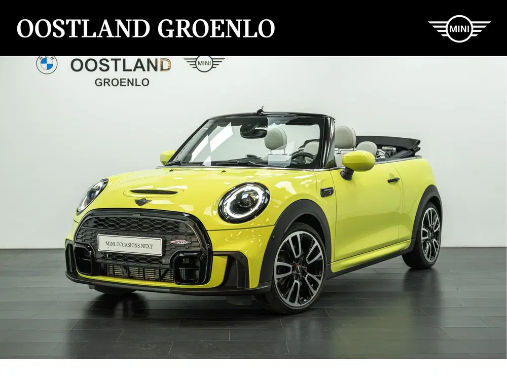 Mini Cabrio Cooper S JCW Automaat uit 2023