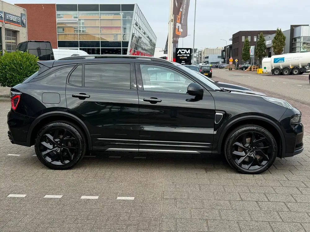 Lynk & Co 01 1.5 Black Edition uit 2022, foto 14