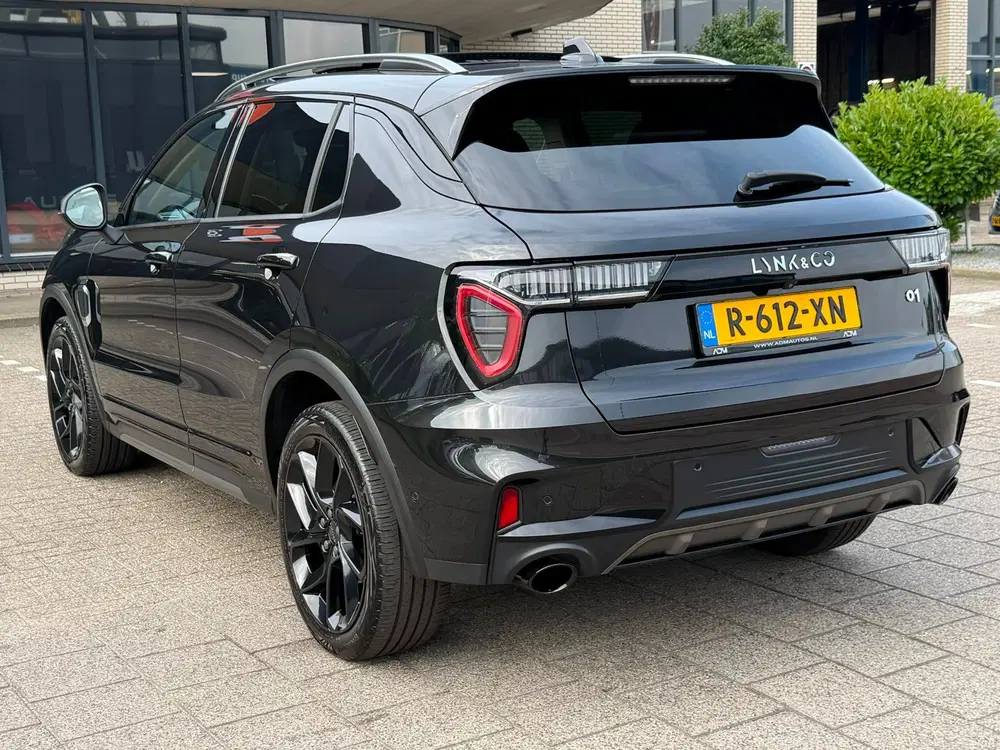 Lynk & Co 01 1.5 Black Edition uit 2022, foto 2