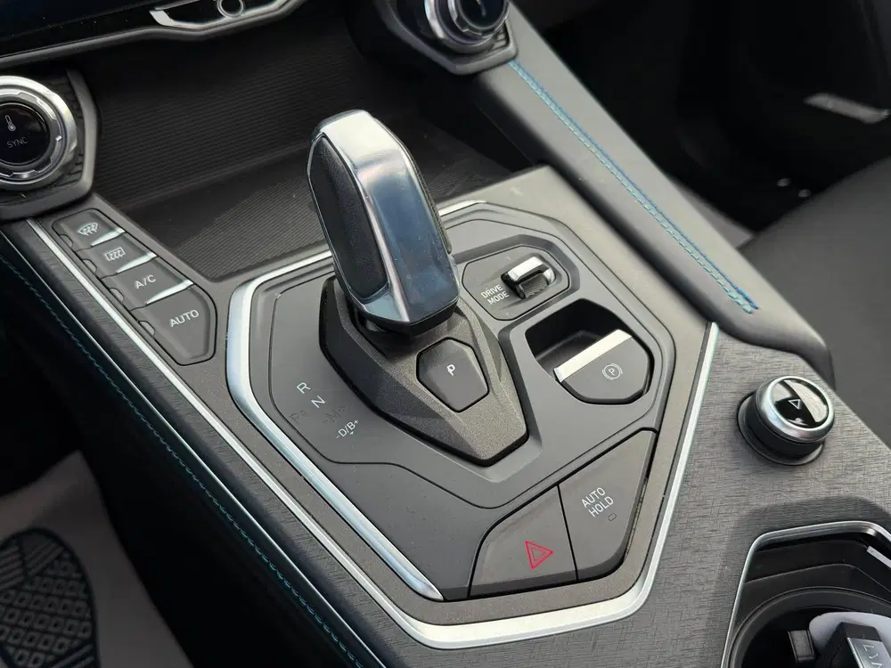 Lynk & Co 01 1.5 Black Edition uit 2022, foto 8