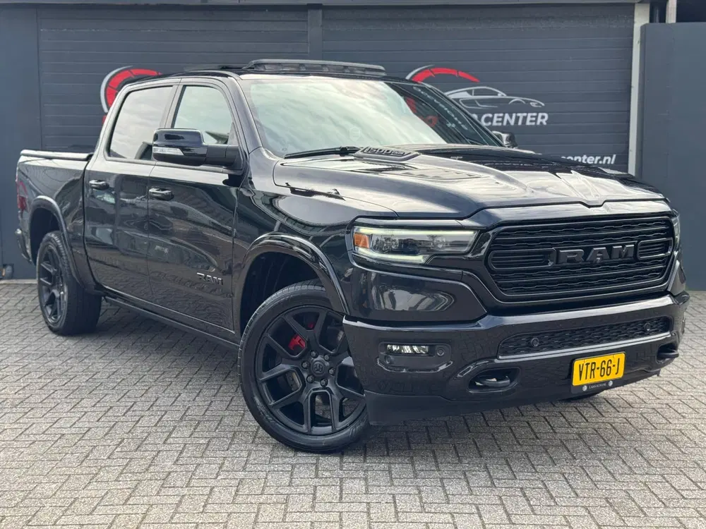 Dodge RAM 5.7 V8 4x4 Crew Cab Limited Pano uit 2023, foto 5