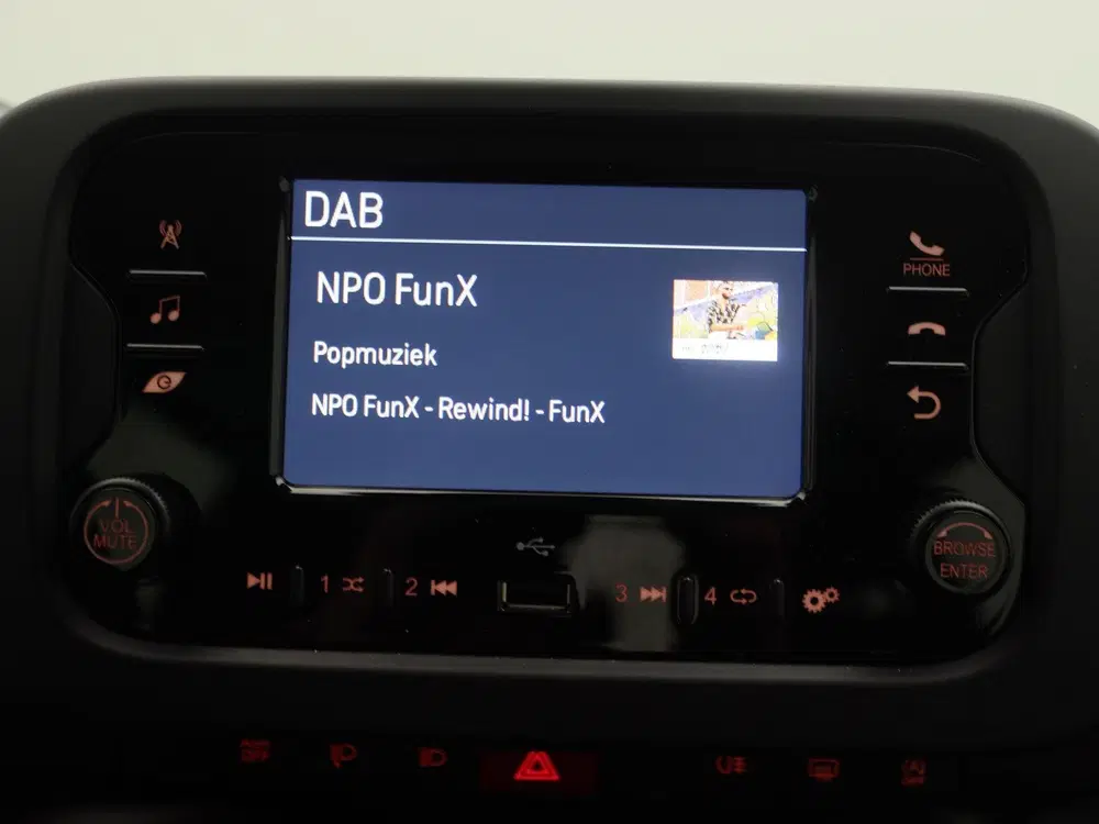 Fiat Panda 1.0 Hybrid City uit 2025, foto 9