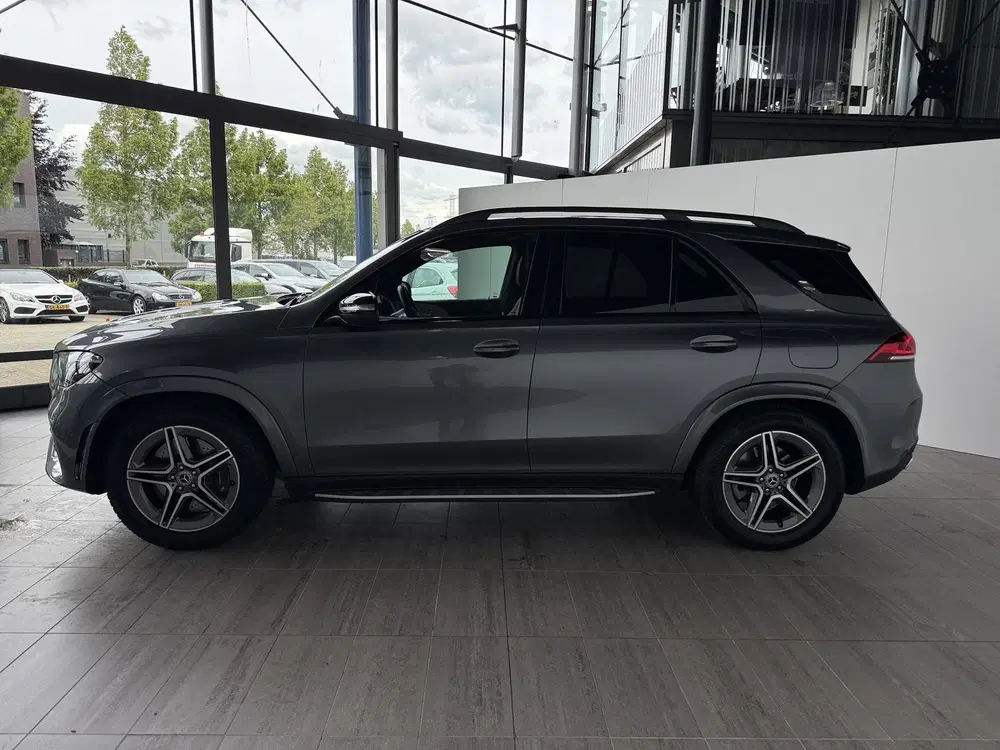Mercedes-Benz GLE 350 e 4MATIC uit 2023, foto 3