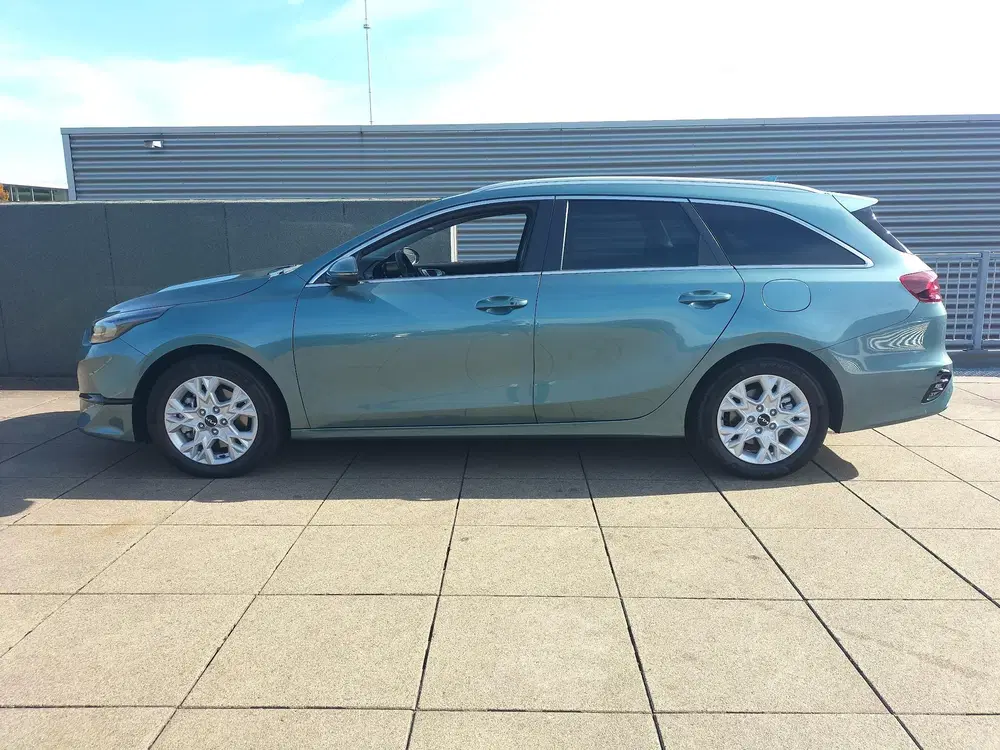 Kia Ceed 1.0 T-GDi DynamicPlusLine NETTO DEAL N uit 2024, foto 2