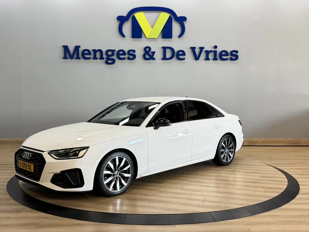 Audi A4 35 TFSI S edition Competition 3x S Line uit 2021, foto 7