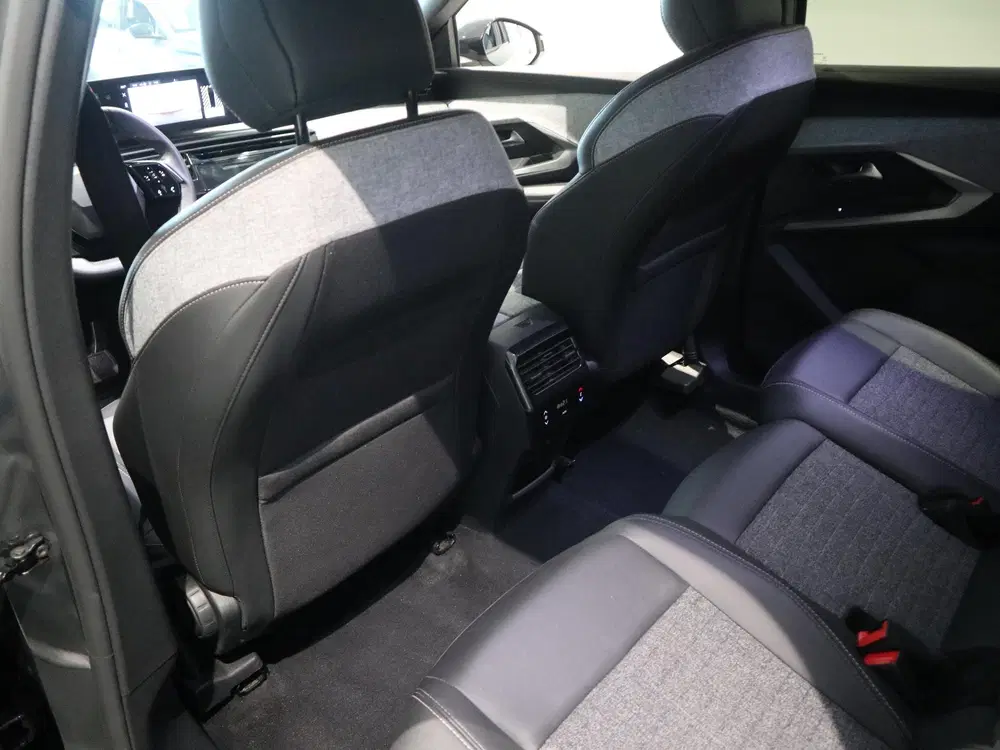 Peugeot 5008 Hybrid 145 Allure 7 ZITS uit 2025, foto 10