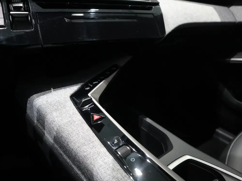Peugeot 5008 Hybrid 145 Allure 7 ZITS uit 2025, foto 15