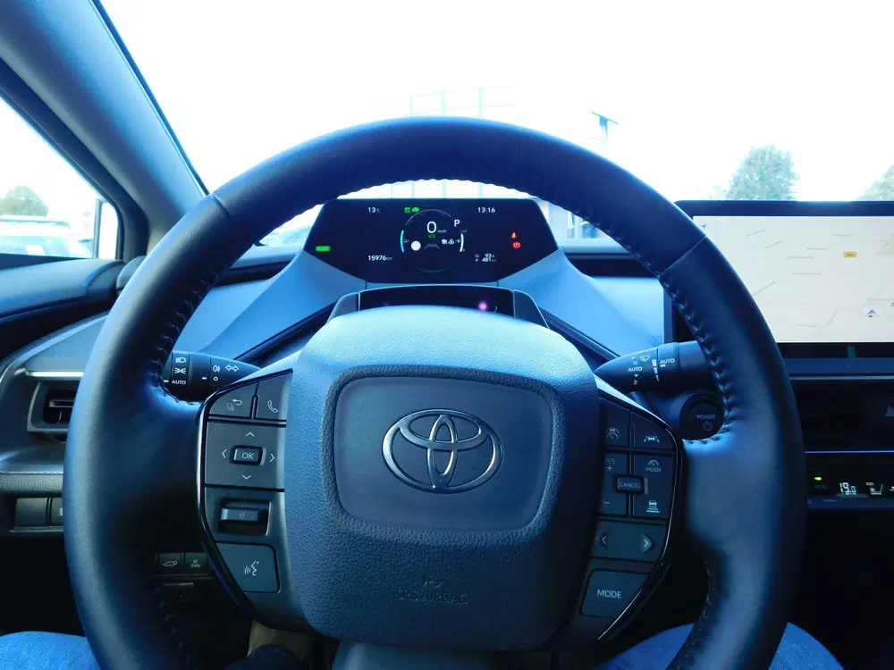 Toyota Prius 2.0 Plug-in Executive uit 2023, foto 12