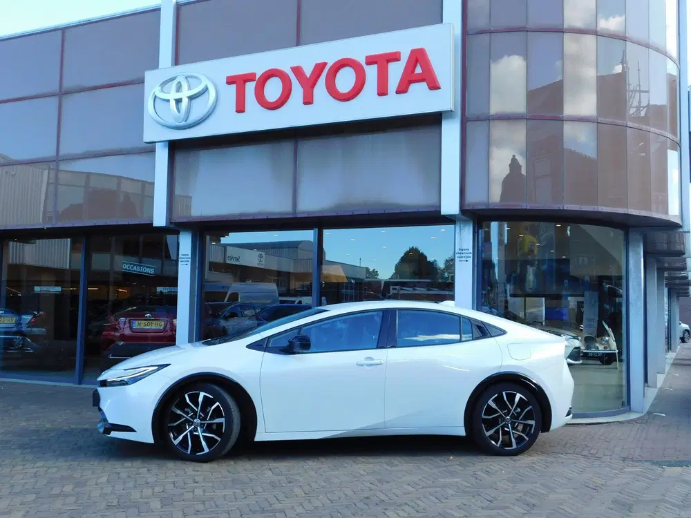 Toyota Prius 2.0 Plug-in Executive uit 2023, foto 4