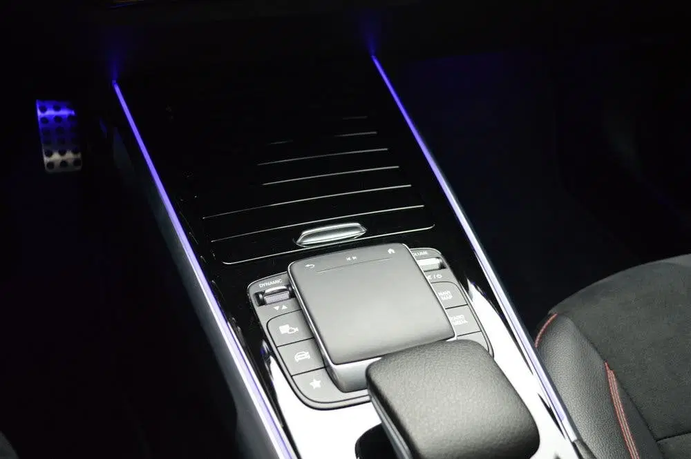 Mercedes-Benz GLB 200 AMG Led Panorama Widescreen Sfeer Came uit 2022, foto 14