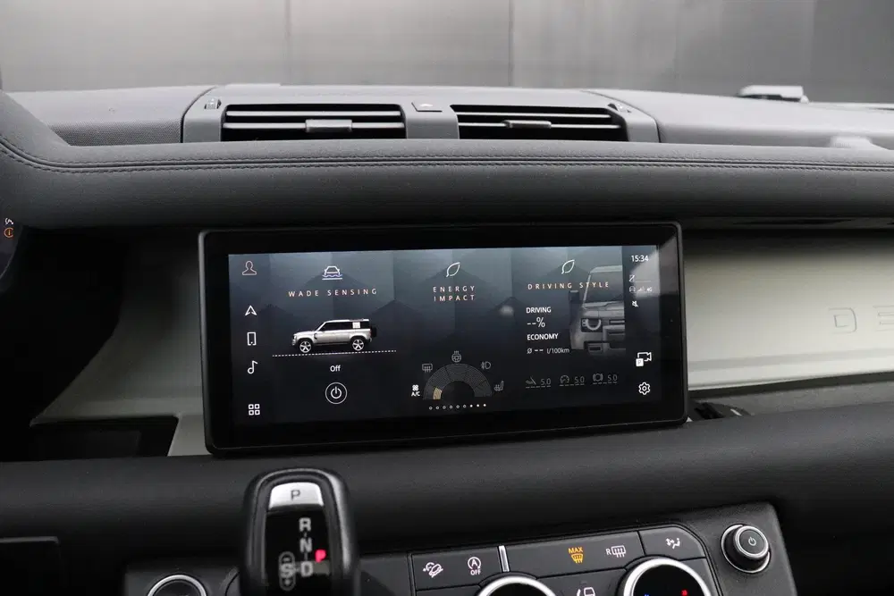 Land Rover Defender 3.0 D250 110 First Edition uit 2021, foto 8