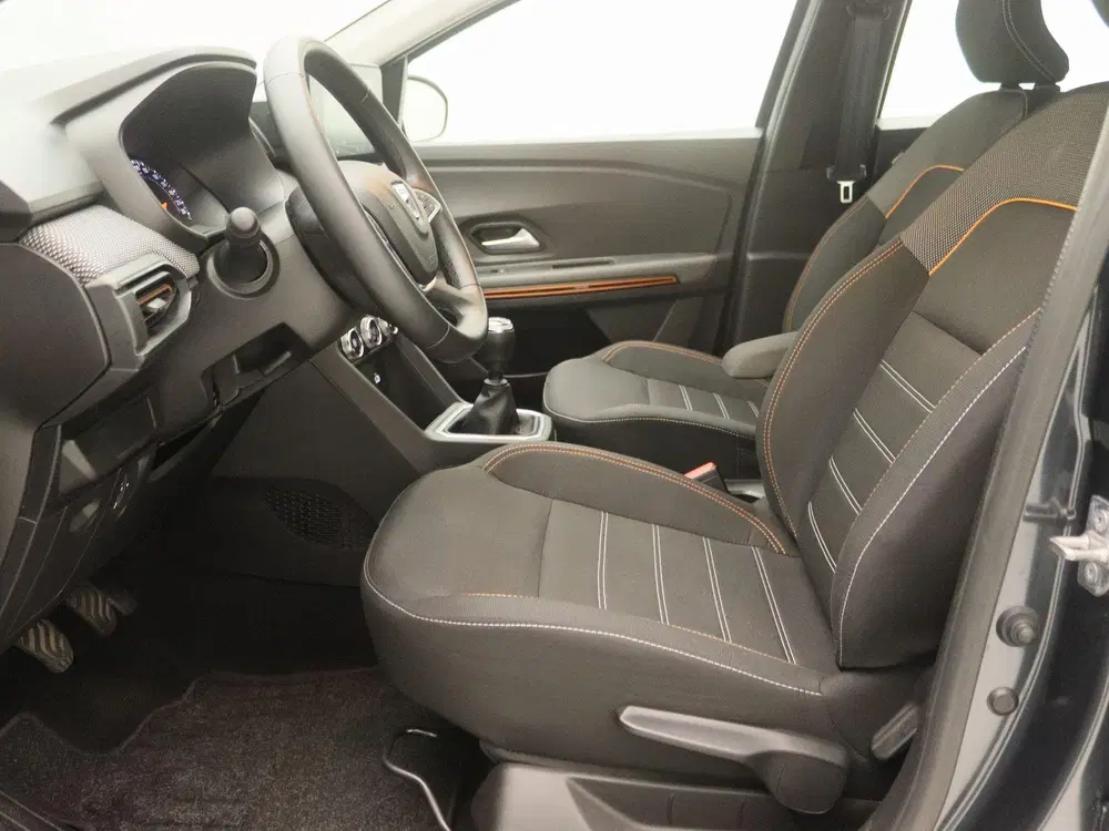 Dacia Sandero 1.0 TCe 90 Comfort uit 2022, foto 12