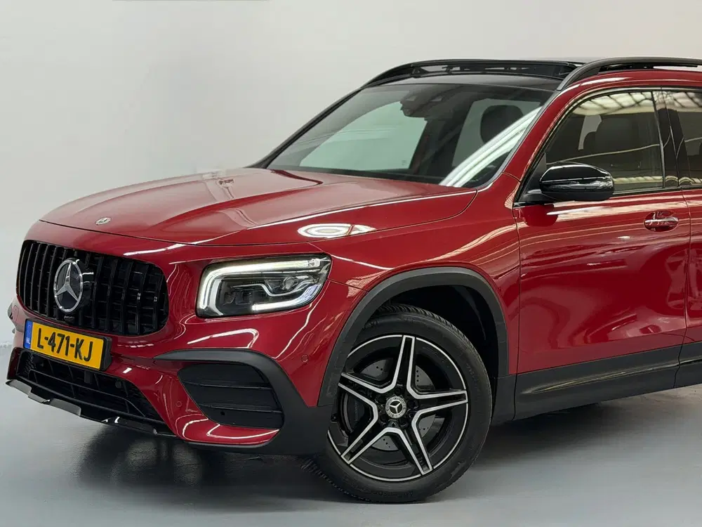 Mercedes-Benz GLB 200 Business Solution AMG 7P Pano Trekhaak uit 2021, foto 3