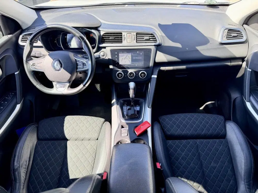 Renault Kadjar 1.3 TCe Intens uit 2022, foto 9