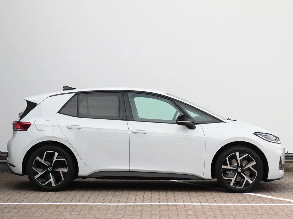 Volkswagen ID.3 Life 50 kWh 170pk uit 2026, foto 2