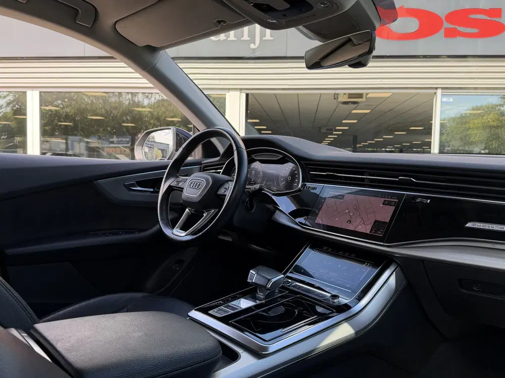 Audi Q8 55 TFSI e quattro Pro Line uit 2021, foto 8