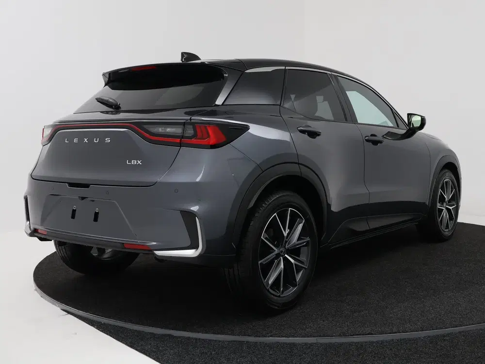 Lexus LBX Cool 2WD uit 2026, foto 2
