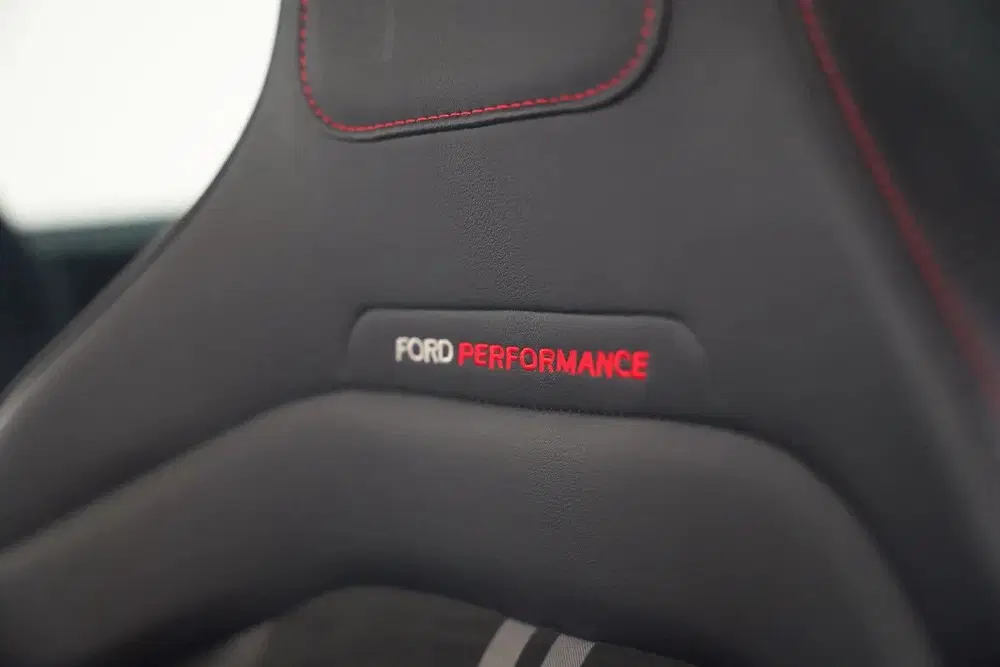 Ford Focus 2.3 EcoBoost ST Aut. [ HUD Perf.stoelen B& uit 2023, foto 13
