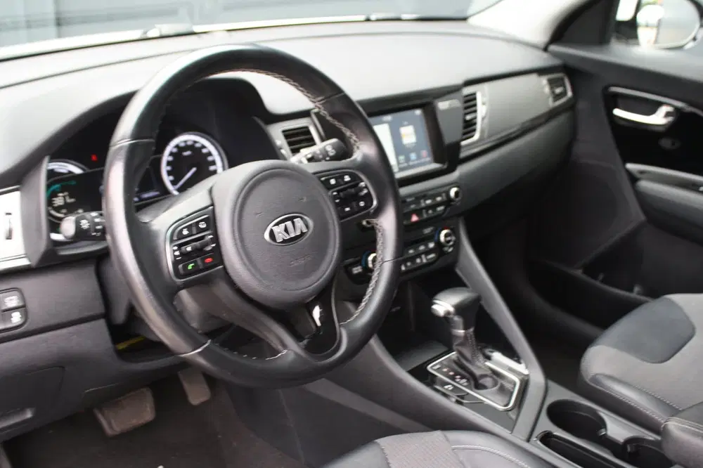Kia Niro 1.6 GDi Hybrid DynamicLine uit 2019, foto 14