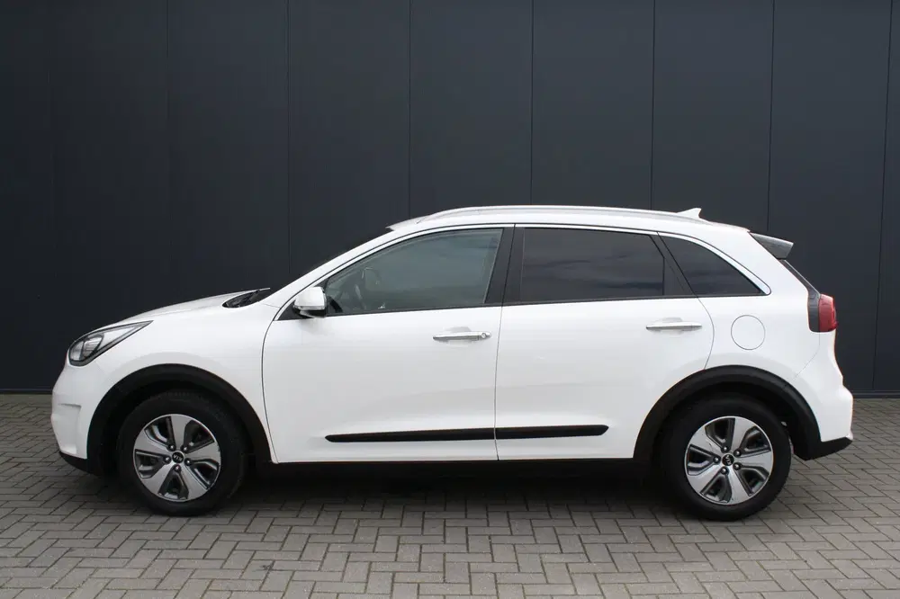 Kia Niro 1.6 GDi Hybrid DynamicLine uit 2019, foto 6