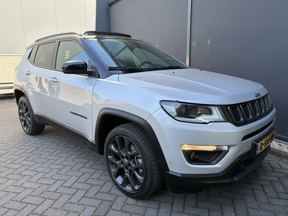 Jeep Compass 4xe 240 Plug-in Hybrid Electric Trailhawk uit 2021, foto 3