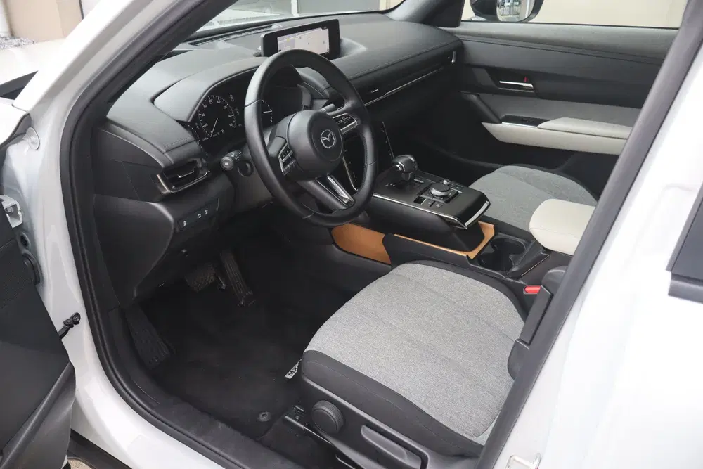 Mazda MX-30 e-SkyActiv 145 36 kWh uit 2021, foto 4