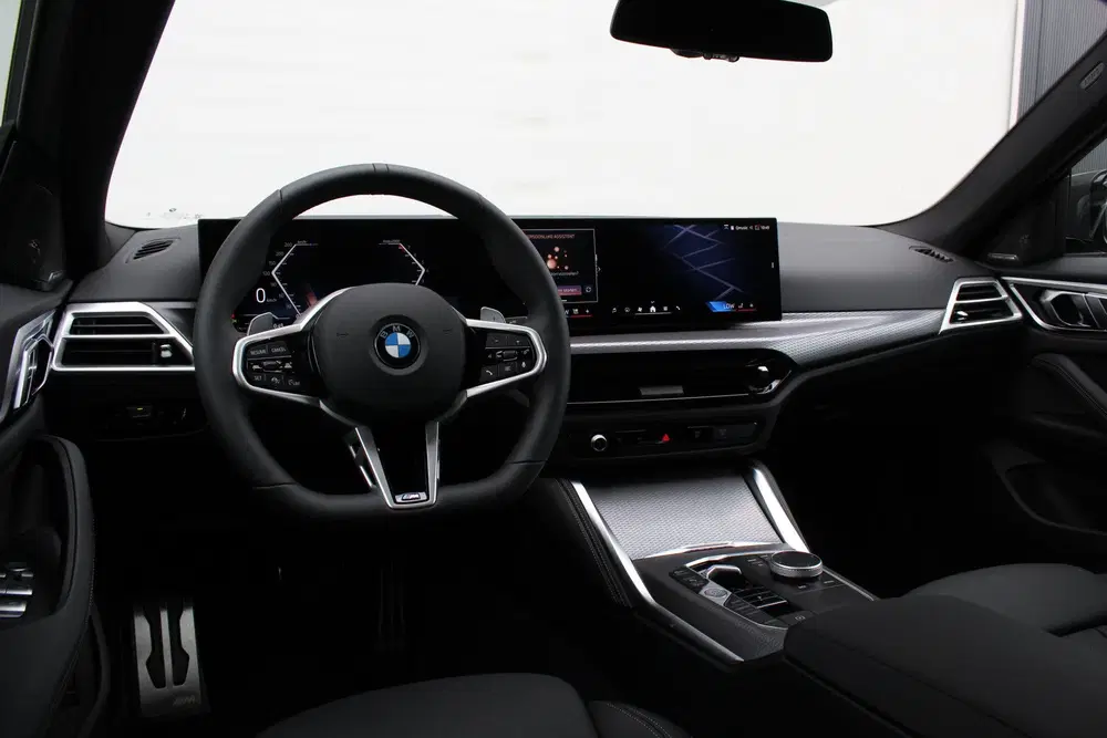 BMW 4-serie Coupé 420i M Sport Automaat uit 2026, foto 9