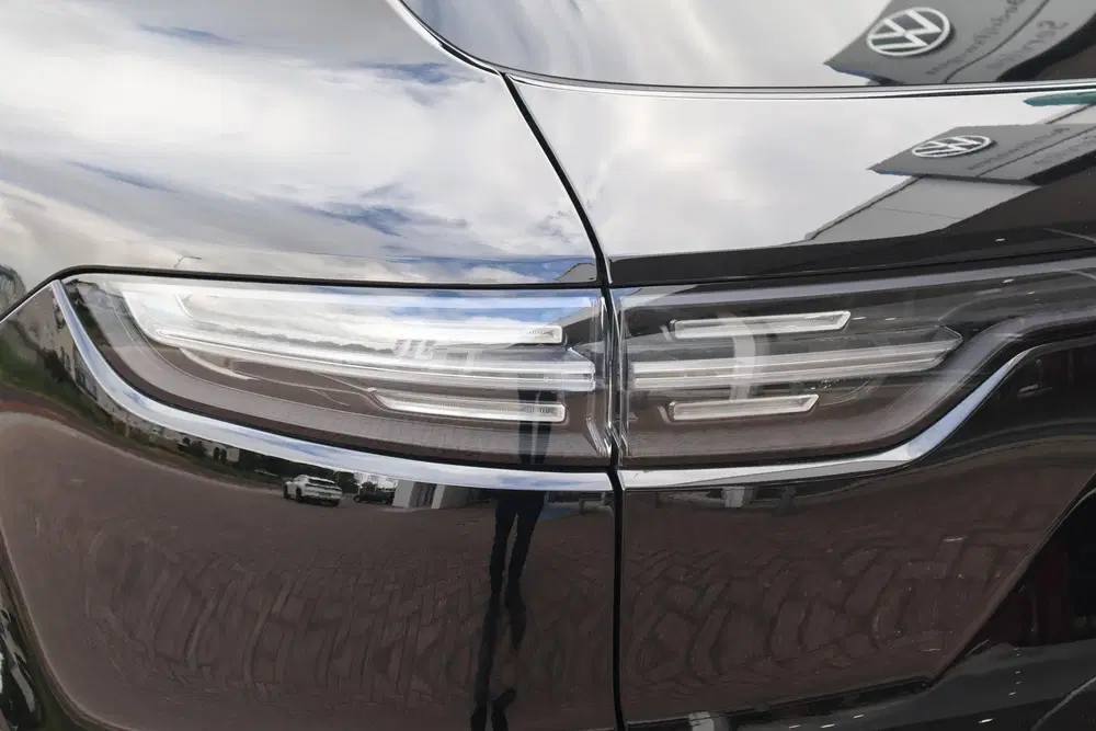 Porsche Cayenne 3.0 E-Hybrid 462pk Platinum Edition uit 2021, foto 14