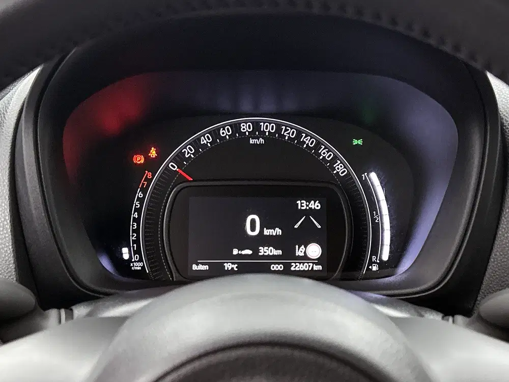 Toyota Aygo X 1.0 VVT-i MT Play uit 2025, foto 5
