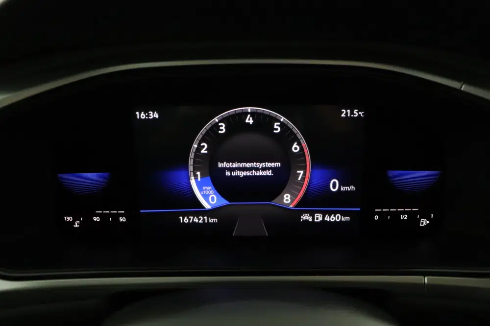 Volkswagen T-Roc 1.0 TSI Life uit 2022, foto 13