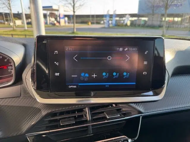 Peugeot 2008 1.2 PT ACTIVE 1e EIG. + APPLE CARPLAY uit 2021, foto 13