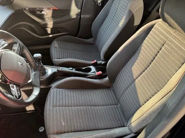 Peugeot 2008 1.2 PT ACTIVE 1e EIG. + APPLE CARPLAY uit 2021, foto 7