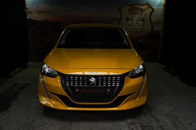 Peugeot 208 1.2 PT Active Pack (bj 2023) uit 2023