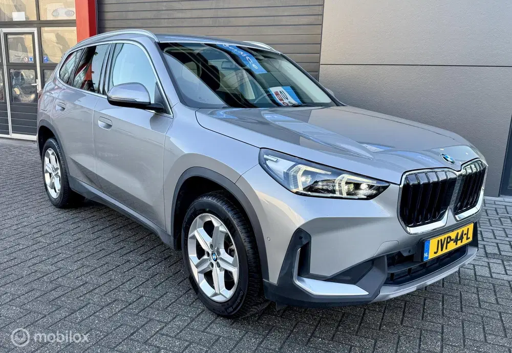 BMW X1 sDrive18i Premium Pack uit 2023, foto 2