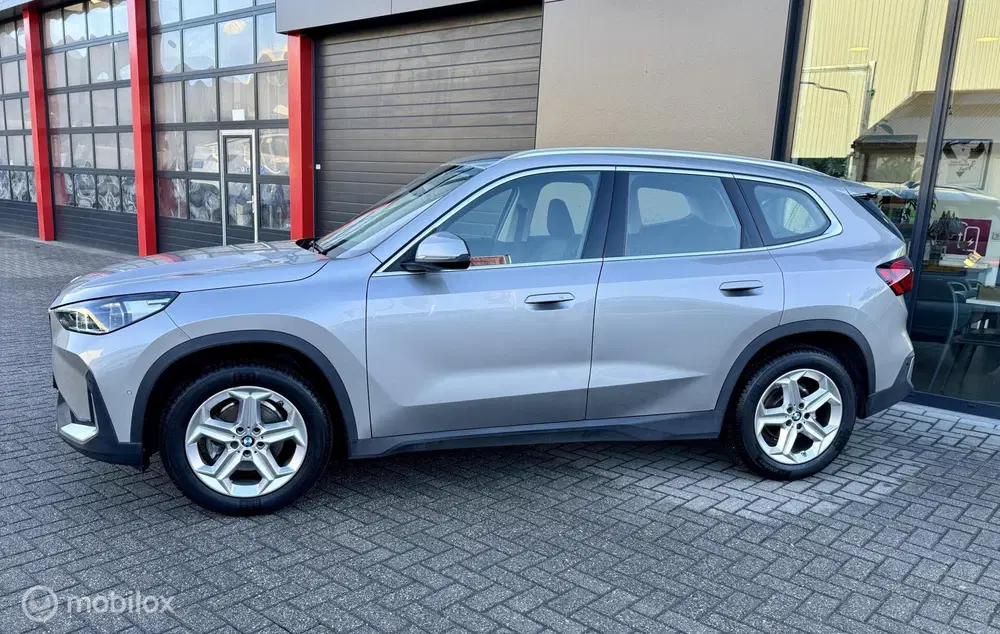 BMW X1 sDrive18i Premium Pack uit 2023, foto 6
