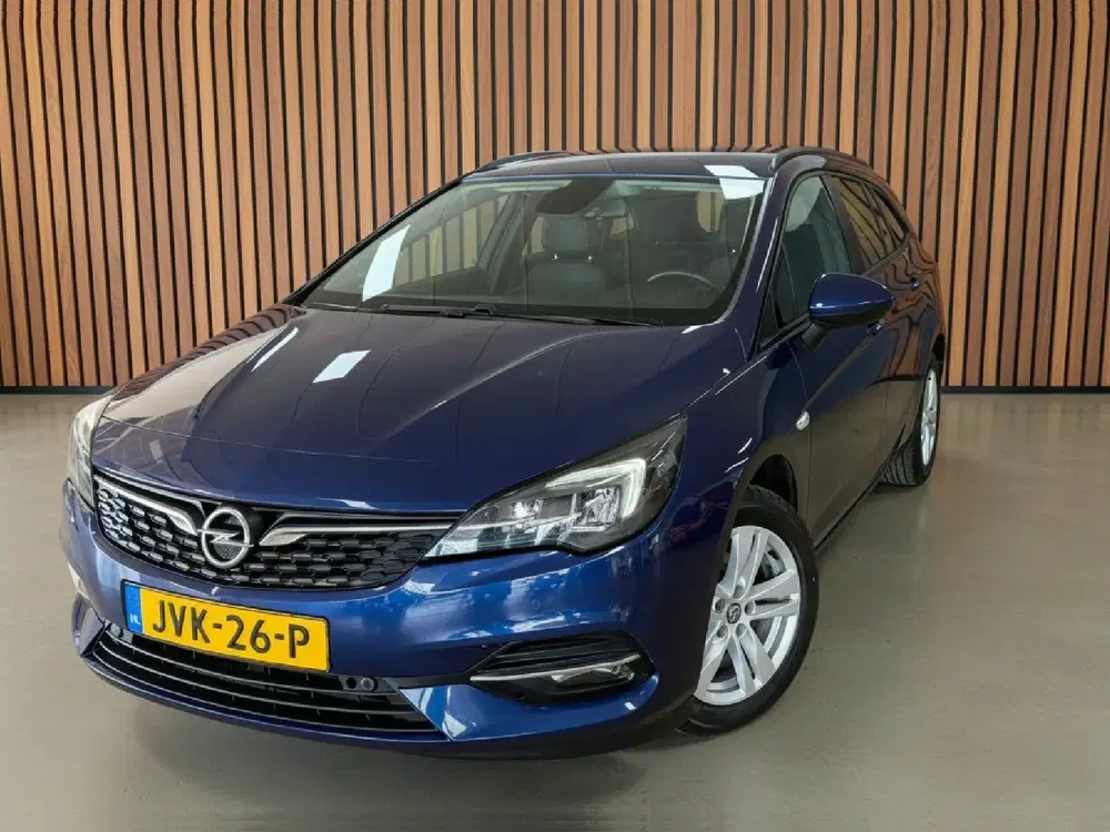 Opel Astra 1.2 Business Elegance uit 2021