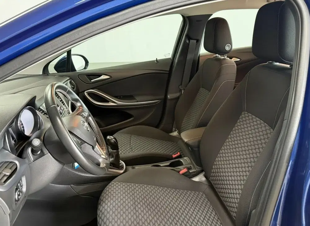 Opel Astra 1.2 Business Elegance uit 2021, foto 10