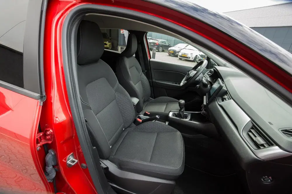 Renault Captur 1.0 TCe 90 evolution uit 2024, foto 5