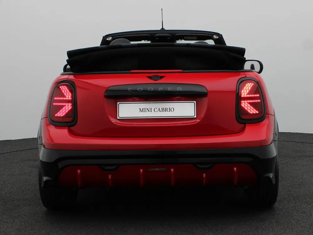 Mini Cabrio Cooper Cabrio C John Cooper Works Trim + P uit 2026, foto 5