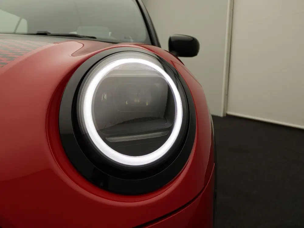 Mini Cabrio Cooper Cabrio C John Cooper Works Trim + P uit 2026, foto 6