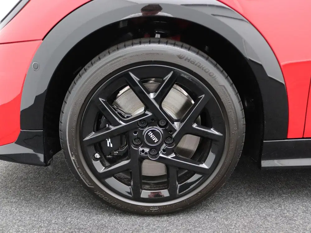 Mini Cabrio Cooper Cabrio C John Cooper Works Trim + P uit 2026, foto 9