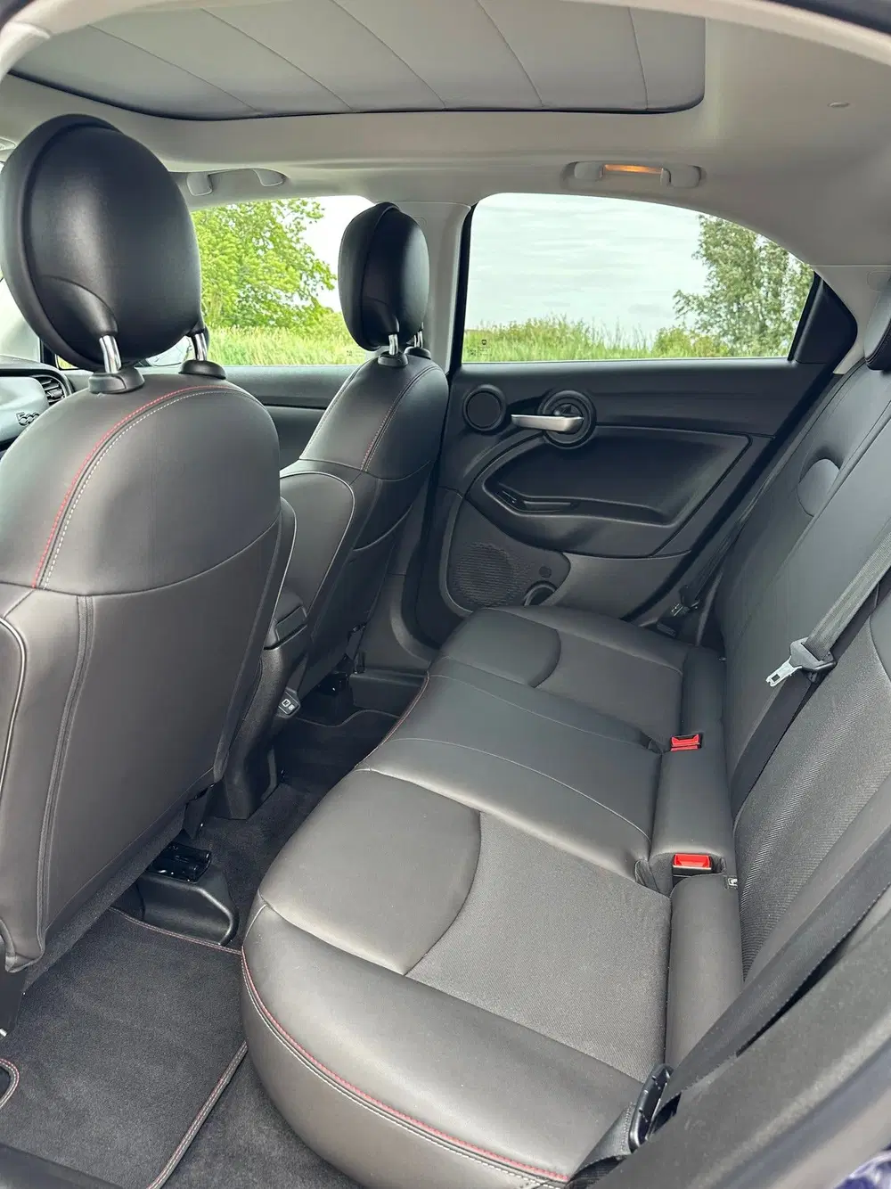 Fiat 500 1.5 Hybrid Sport Cabrio uit 2023, foto 11
