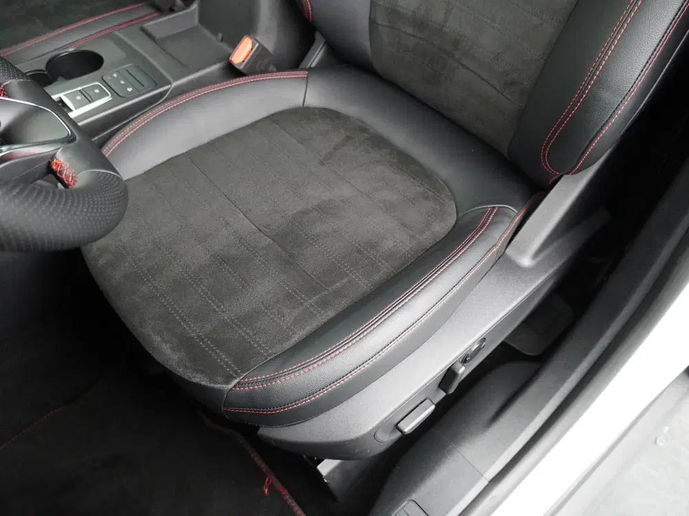Ford Kuga 2.5 PHEV 225pk ST-Line X Keyless Entry uit 2023, foto 13