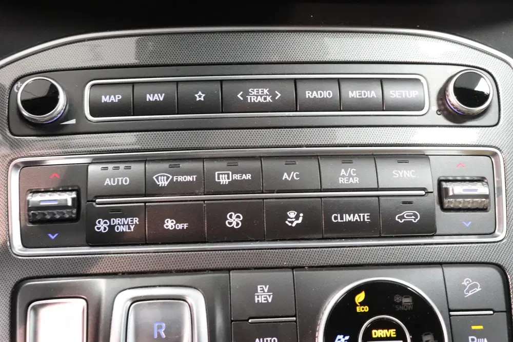 Hyundai SANTA FE 1.6 T-GDI PHEV Comfort Smart 7p. uit 2022, foto 13