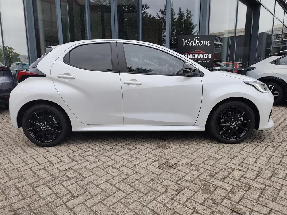 Mazda 2 Hybrid 1.5 Hybrid 116pk CVT Homura uit 2025, foto 3