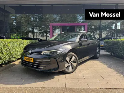 Volkswagen Passat 1.5 eTSI Business uit 2024