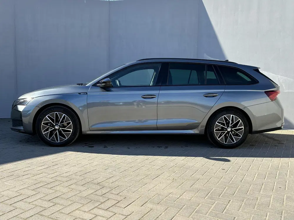 Skoda Octavia 1.5 TSI MHEV Sportline uit 2024, foto 9