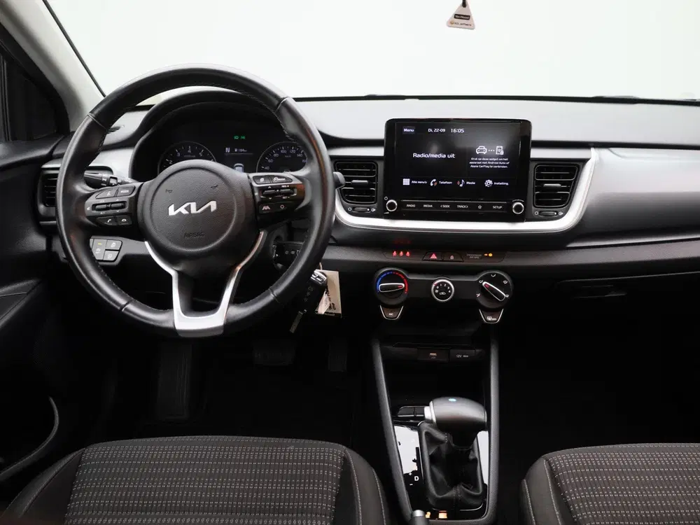 Kia Stonic 1.0 T-GDi MHEV DynamicLine uit 2023, foto 7