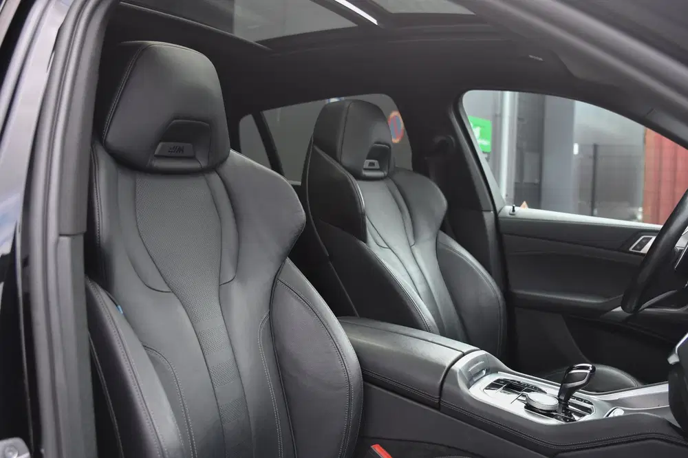 BMW X6 XDrive30d M-Sport uit 2022, foto 11