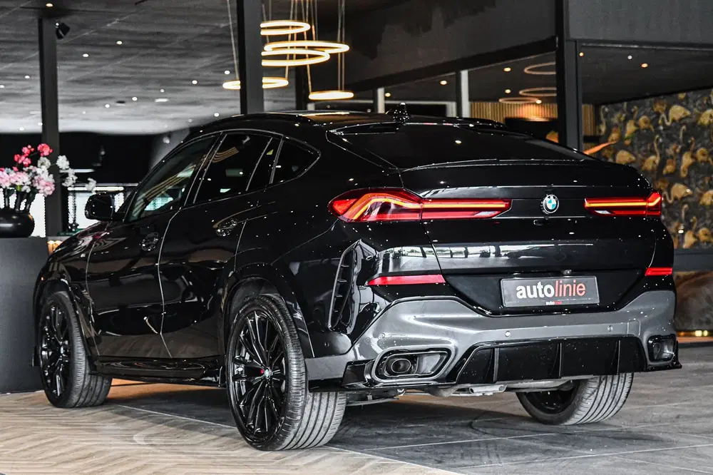 BMW X6 XDrive30d M-Sport uit 2022, foto 2
